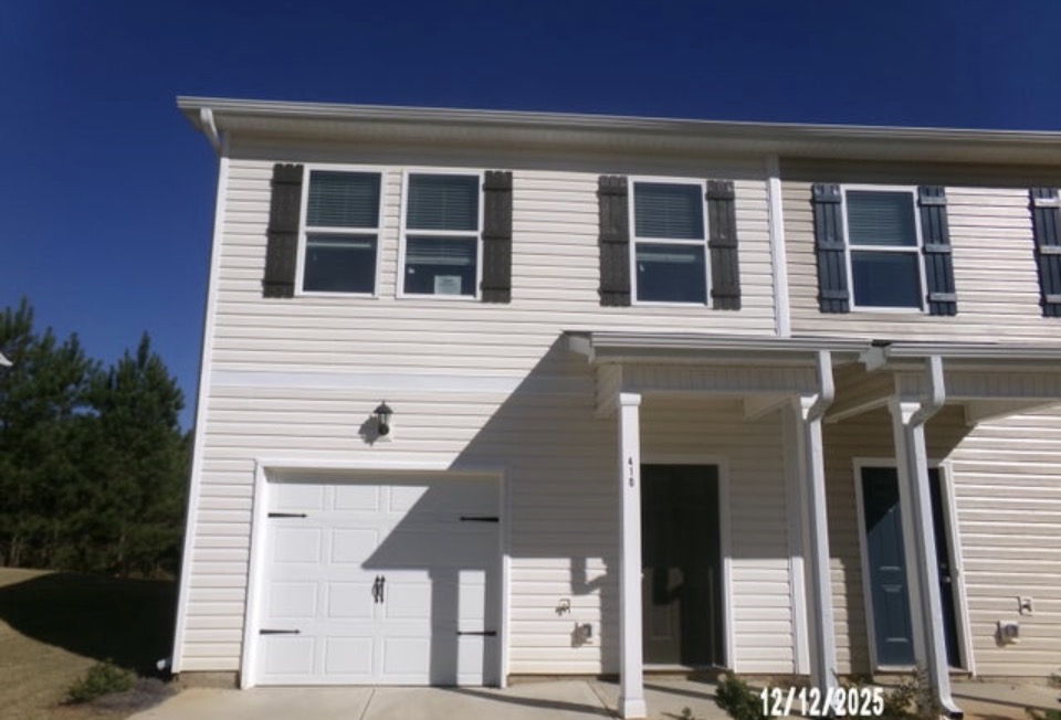 318 Oakwood Drive Northwest